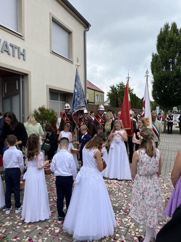 Fronleichnam Freiwillige Feuerwehr Der Stadtgemeinde Frauenkirchen